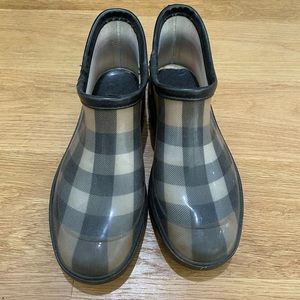 Burberry rain booties